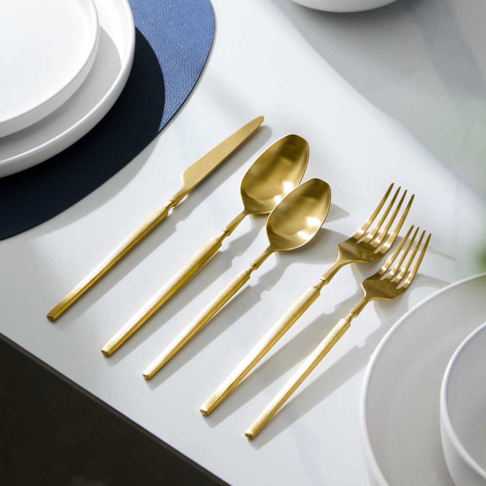 Evalyn Flatware