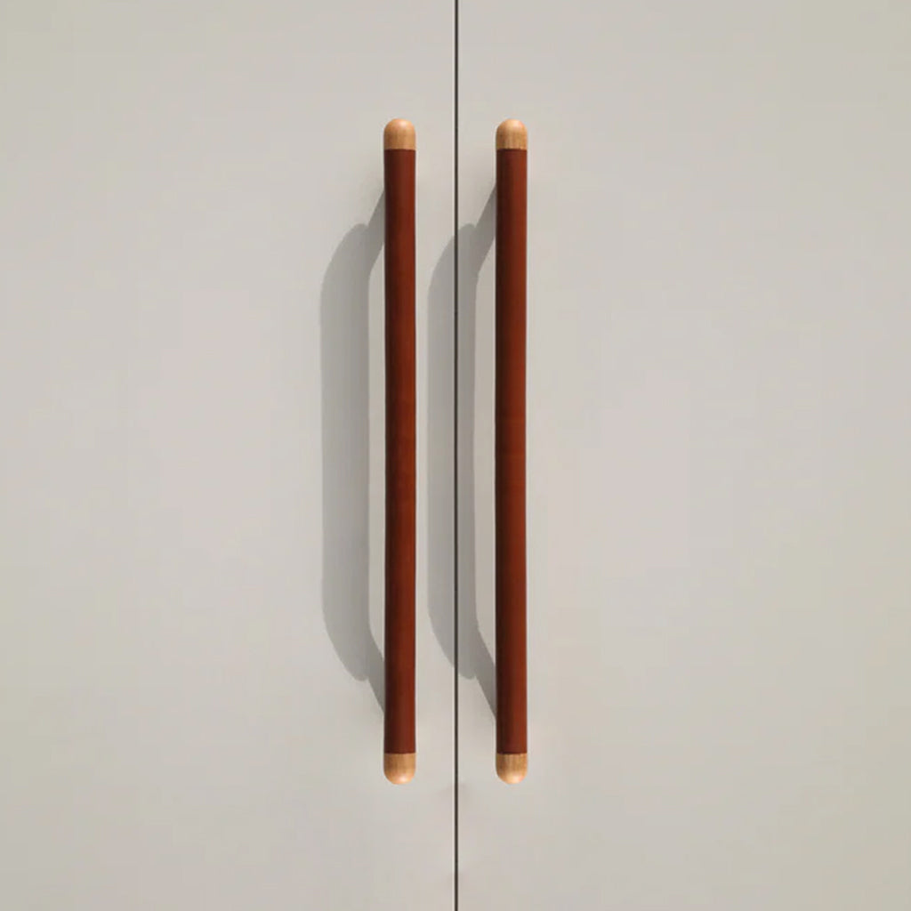 Chapman Wood Bar Pull With Leather