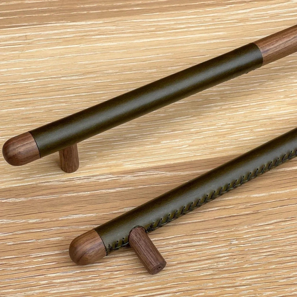 Chapman Wood Bar Pull With Leather