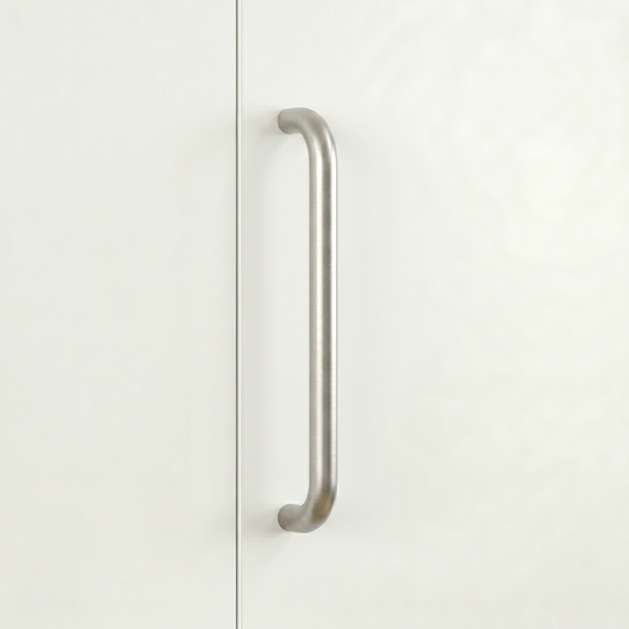 Charlie Radius Cabinet & Appliance Pull