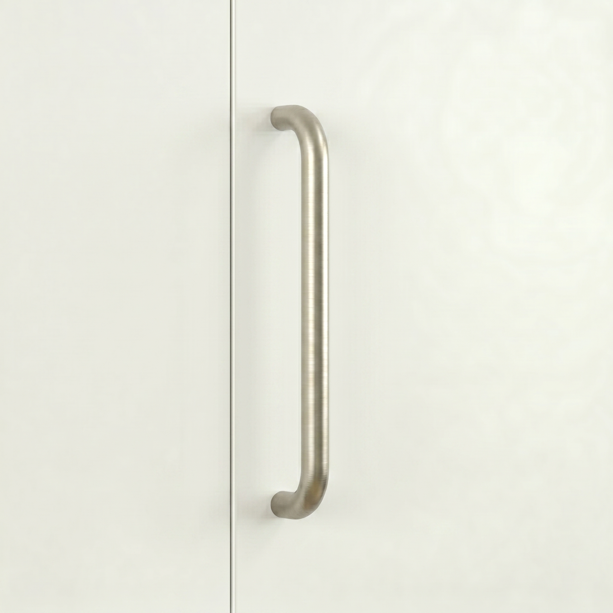 Charlie Radius Cabinet & Appliance Pull