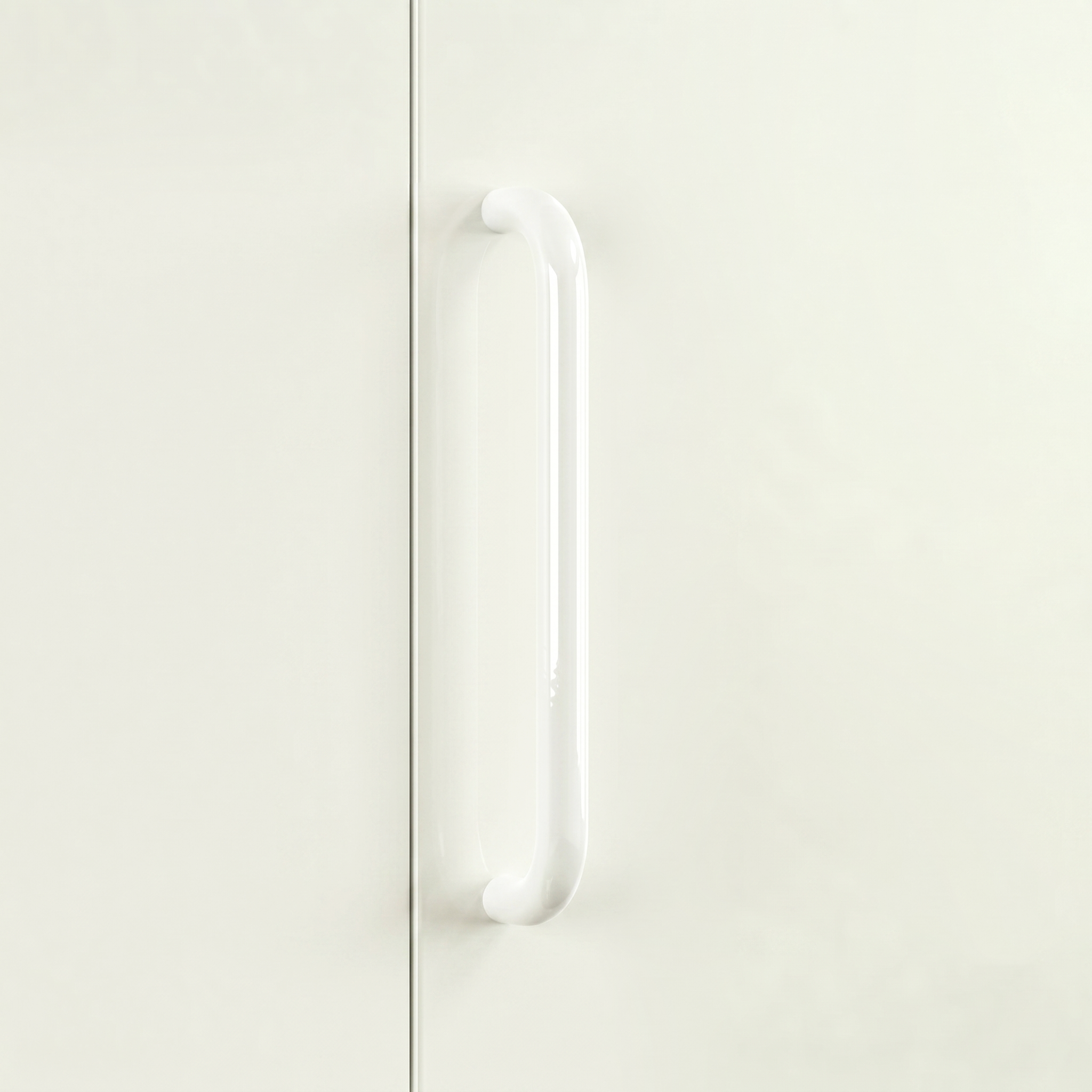 Charlie Radius Cabinet & Appliance Pull