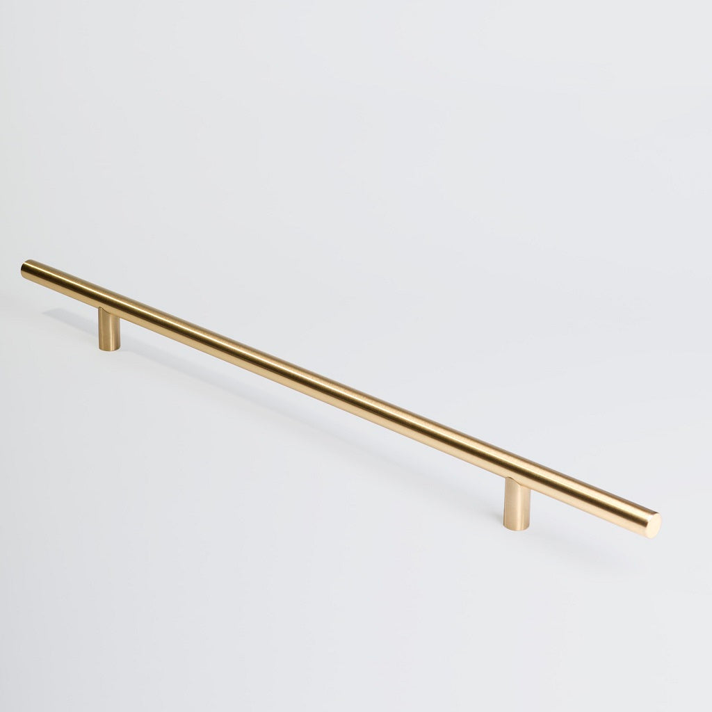 Charlie Round Appliance Pull
