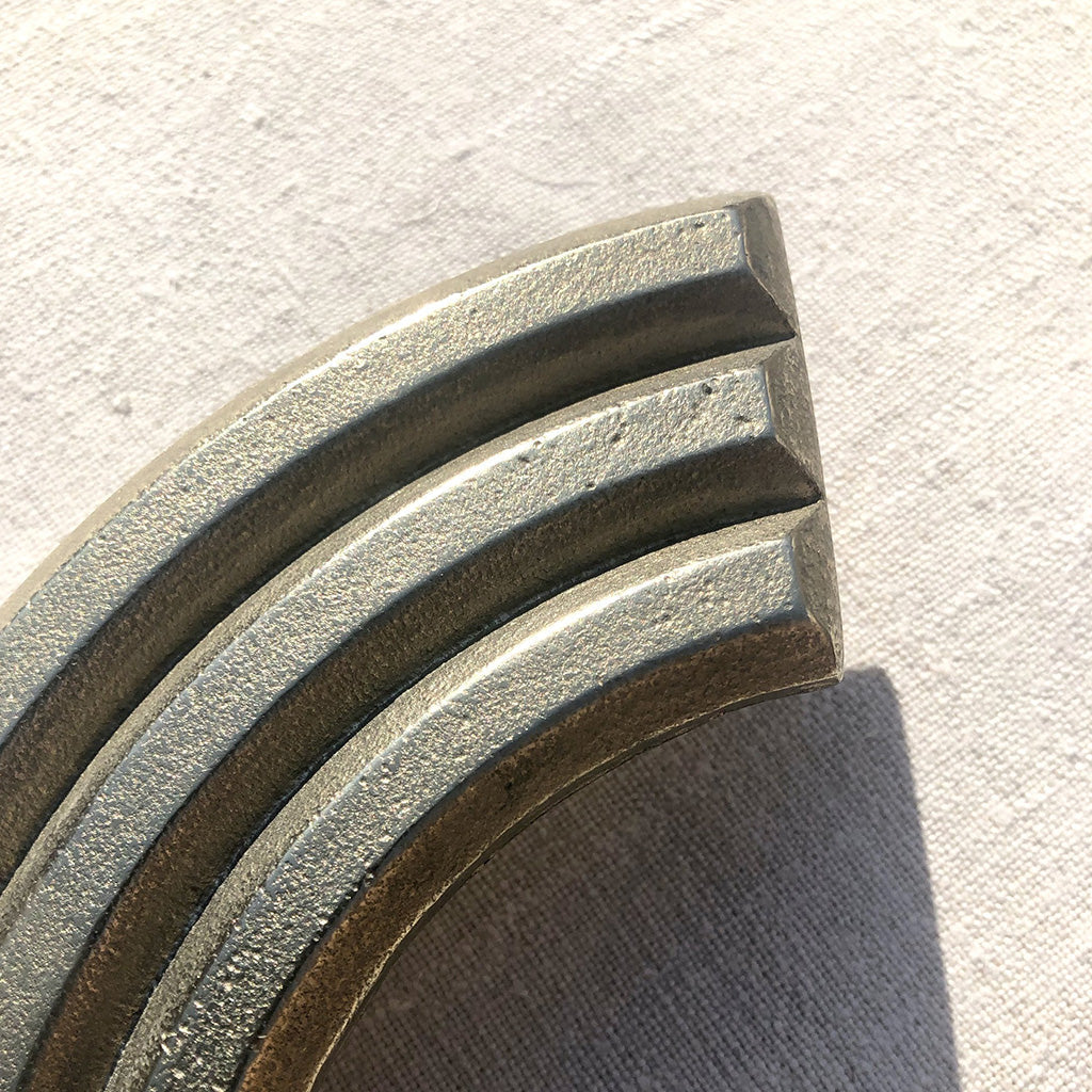Pyra Half Moon Handle